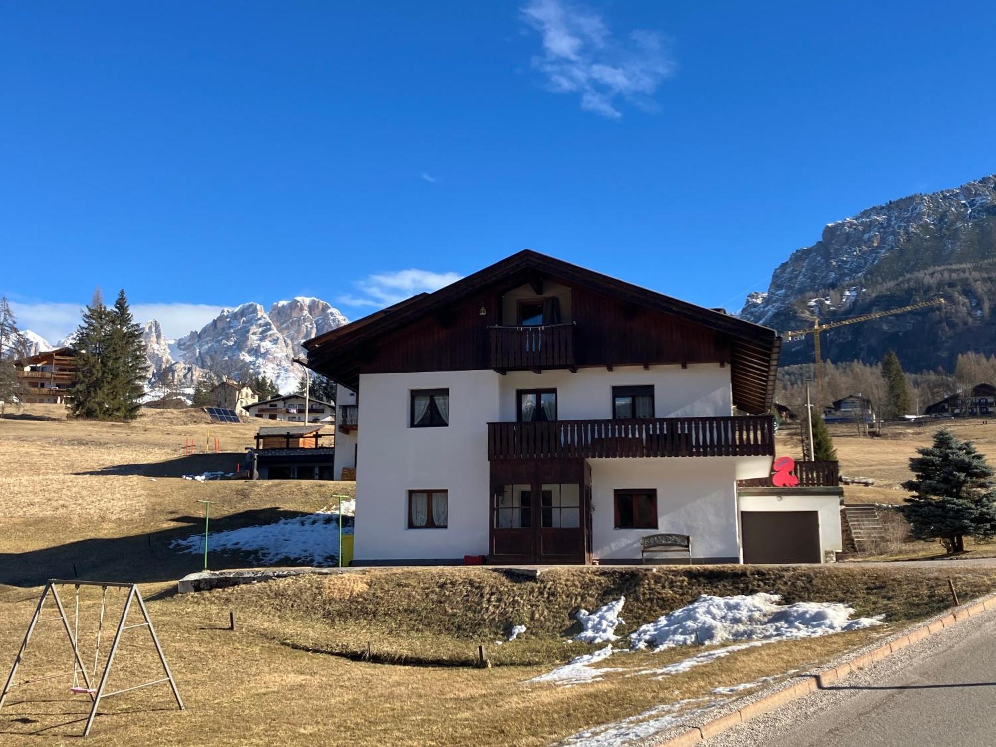 Ciasa Nonna Bon Bon Hotel Кортина д'Ампецо Екстериор снимка